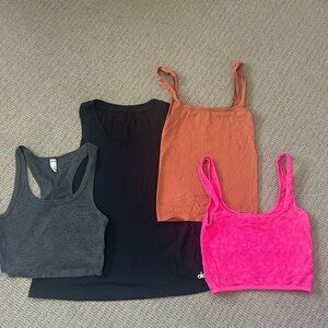 Lot bundle of 4 tanks. Free people, Alo, Anthropologie. Size S and M